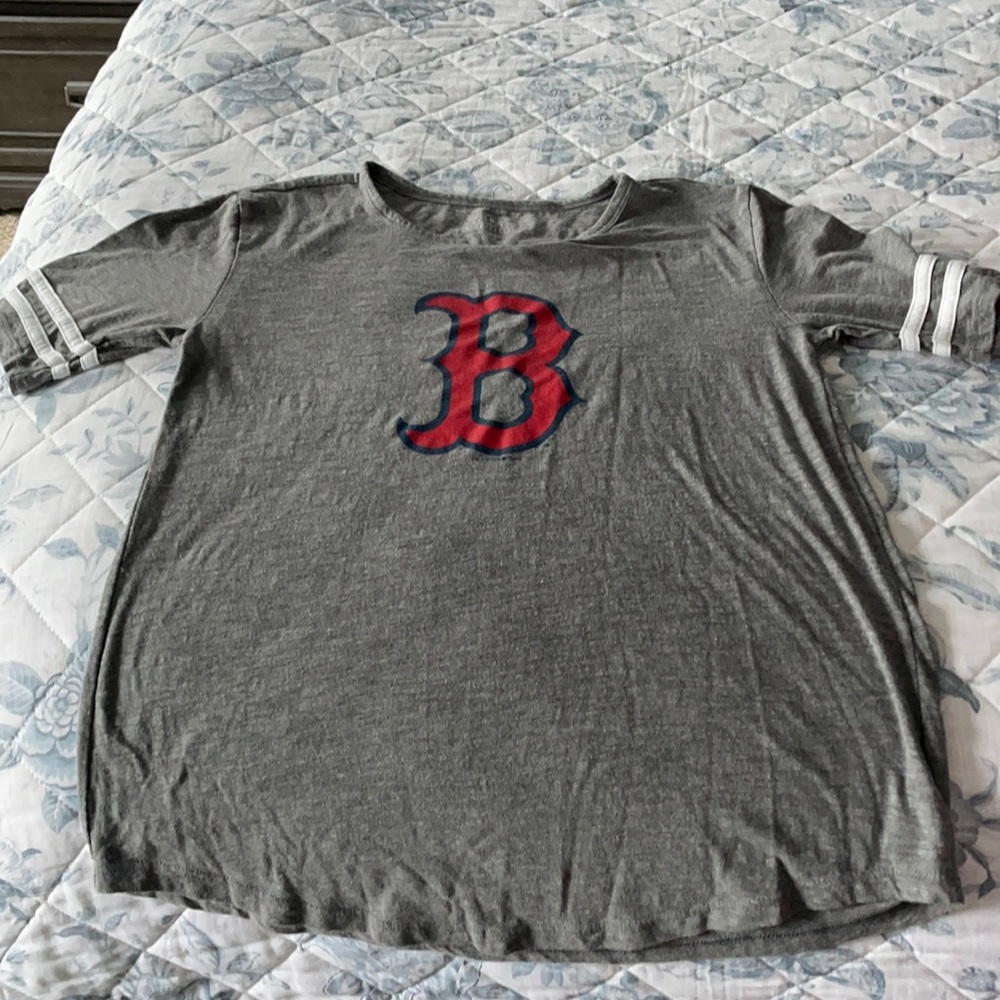 Worn once. Size S. Boston Red Sox tee